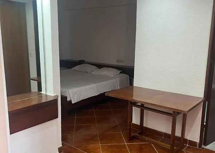 Daire Tac - Acoteias Budget